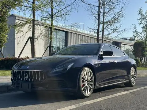 Maserati Quattroporte 2015