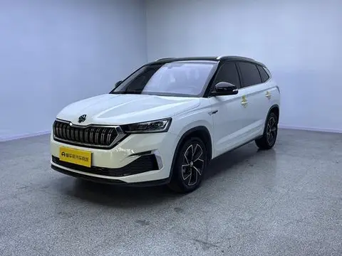 Skoda 柯米克GT 2023 — фото 1