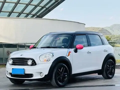 MINI COUNTRYMAN 2011