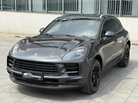 Porsche Macan 2018 — фото 1