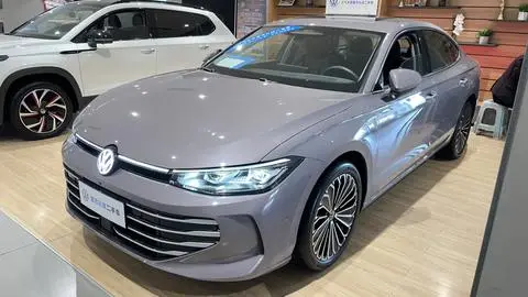 Volkswagen Passat 2025