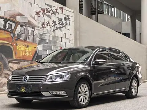 Volkswagen Magotan 2015