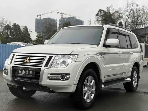 Mitsubishi 帕杰罗 2019