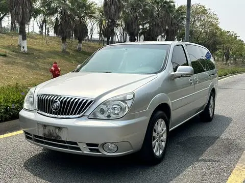 Buick GL8 2013