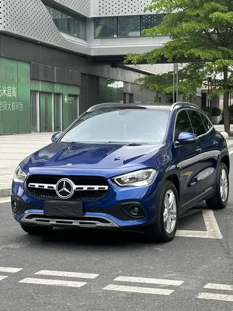 Mercedes-Benz GLA 2020