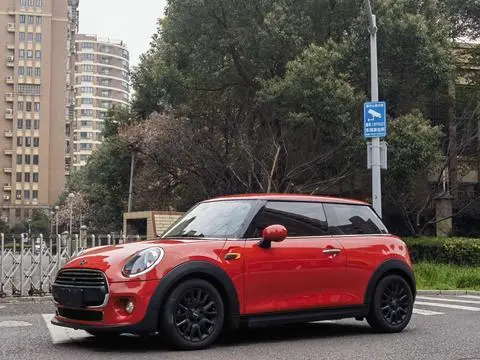 MINI MINI 2018