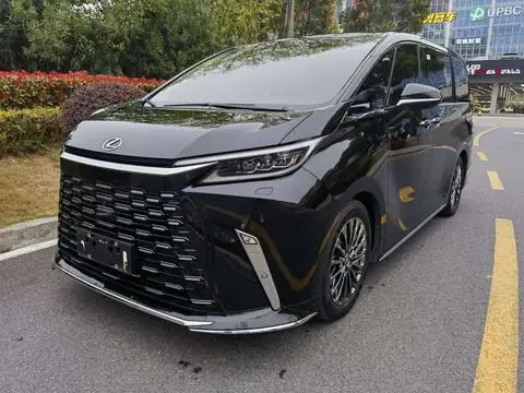 Lexus LM 2023