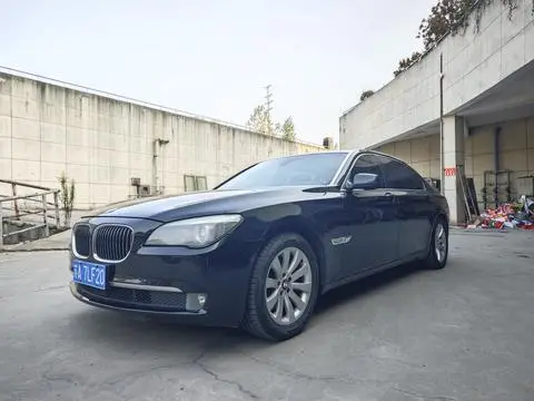 BMW 7 Series 2011