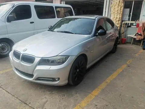 BMW 3 Series 2010
