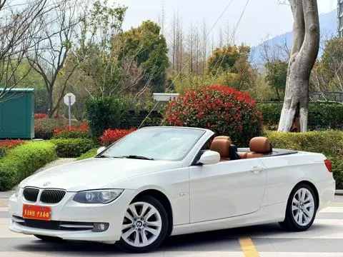 BMW 3 Series 2011