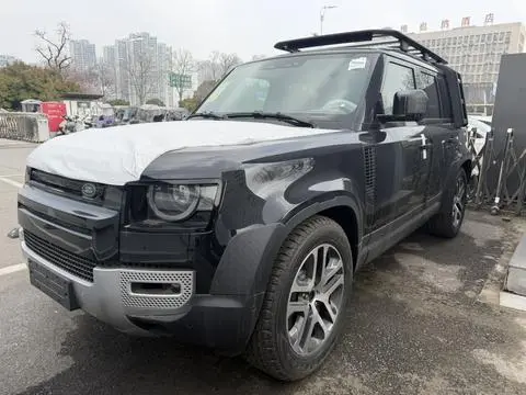 Land Rover 卫士 2025