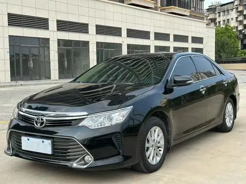 Toyota Camry 2015