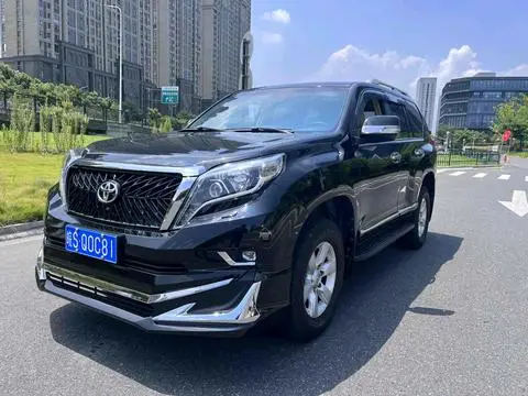 Toyota Prado 2015 — фото 1