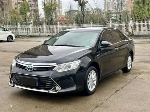 Toyota Camry 2016