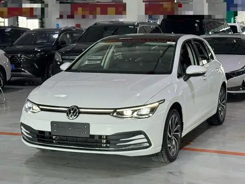 Volkswagen Golf 2021