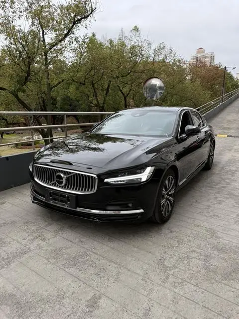 Volvo S90 2021