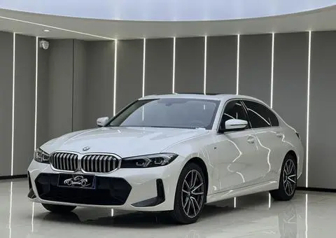 BMW 3 Series 2023 — фото 1