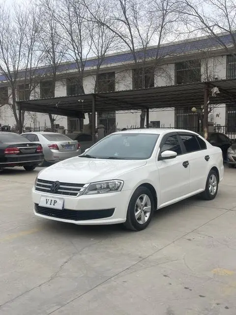 Volkswagen Lavida 2013