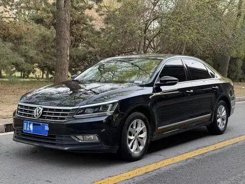 Volkswagen Passat 2017 — фото 1