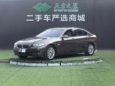 BMW 5 Series 2013 — фото 1
