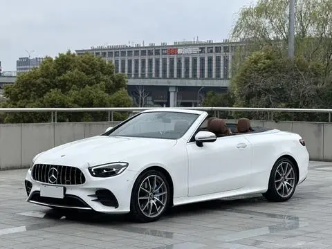 Mercedes-Benz E-Class 2021