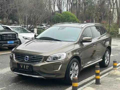 Volvo XC60 2015