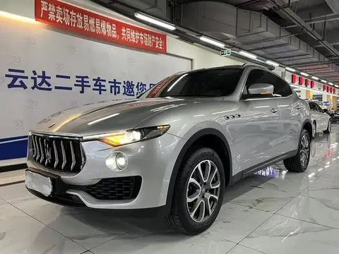 Maserati Levante 2016