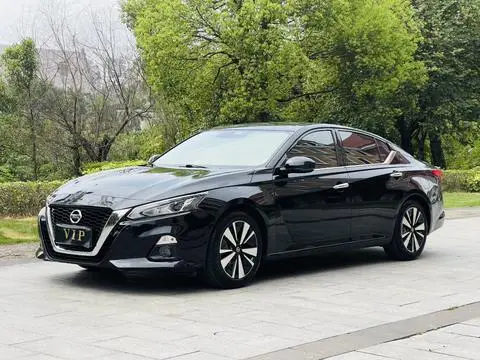 Nissan Teana 2021 — фото 1