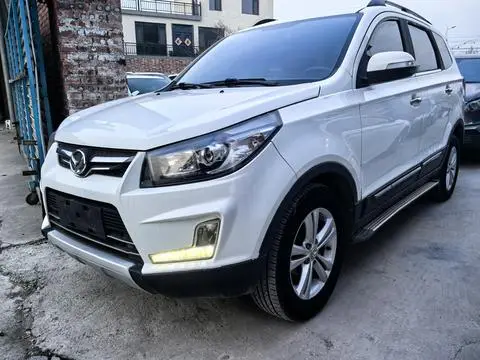 BAIC S3 2015 — фото 1