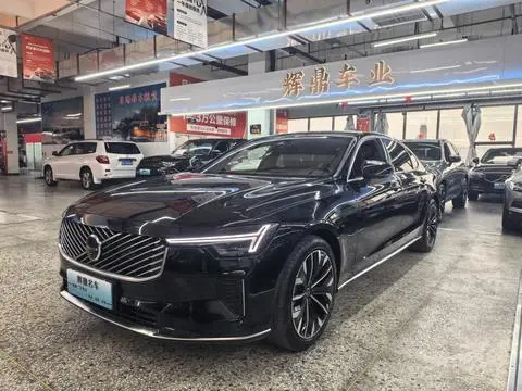 Volvo S90 2026