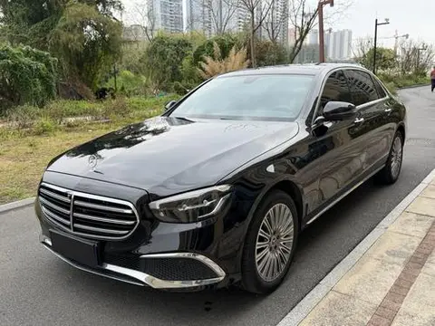 Mercedes-Benz E-Class 2022
