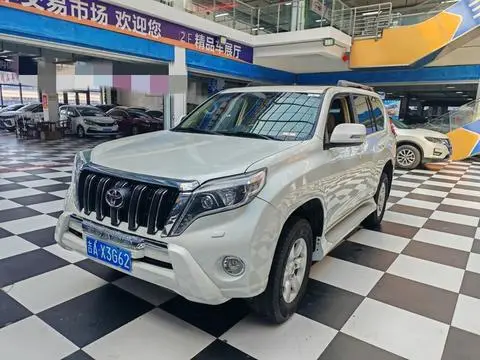Toyota Prado 2015