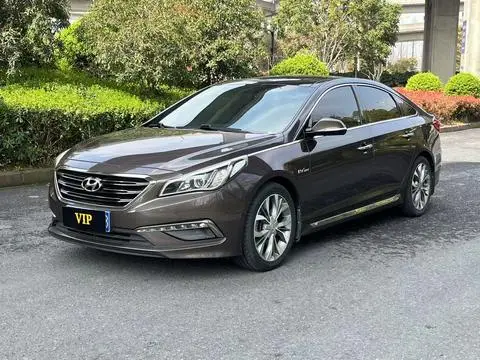 Hyundai 索纳塔九 2015