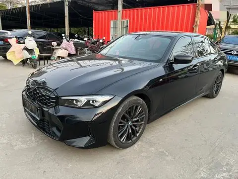 BMW 3 Series 2023 — фото 1