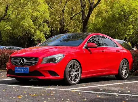 Mercedes-Benz CLA 2015