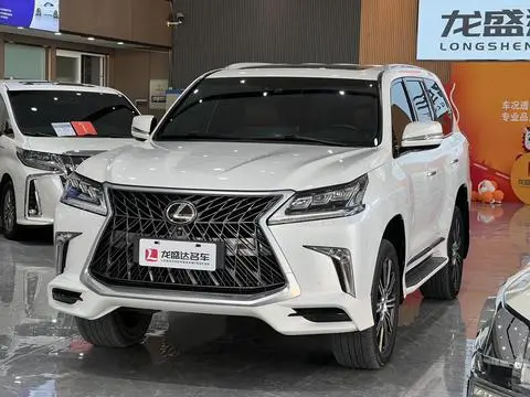 Lexus LX 2018 — фото 1