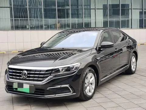 Volkswagen Passat 2021 — фото 1