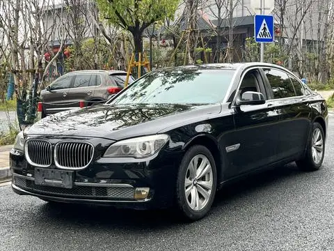 BMW 7 Series 2011