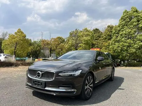 Volvo S90 2023