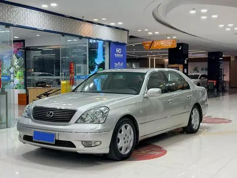 Lexus LS 2004