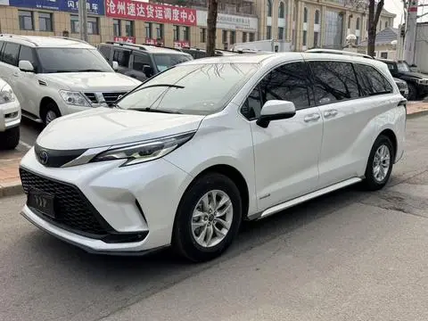 Toyota Granvia 2023