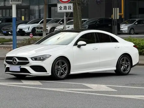 Mercedes-Benz CLA 2022