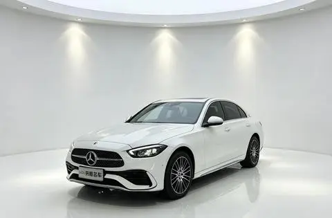 Mercedes-Benz C-Class 2024
