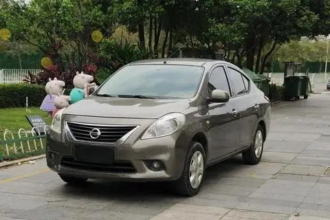 Nissan 阳光 2011