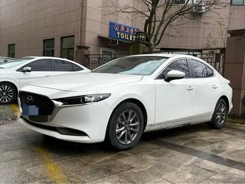 Mazda 3 昂克赛拉 2023 — фото 1