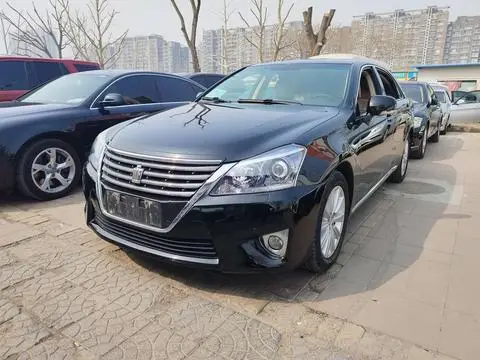 Toyota Crown 2012