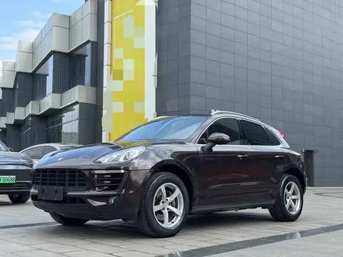 Porsche Macan 2014