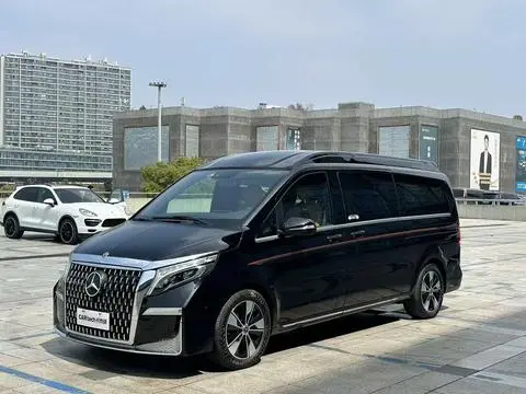 Mercedes-Benz V-Class 2021 — фото 1