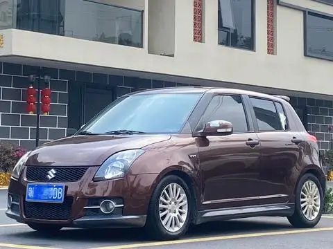 Suzuki 雨燕 2011