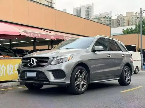 Mercedes-Benz GLE 2015